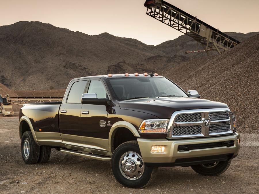  Dodge Ram 3500 Laramie Longhorn Crew Cab 2012 года  (фото 11 из 18)